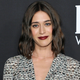 Lizzy Caplan attends the 2018 InStyle Awards with Fiji Water on October 22, 2018 in Los Angeles, California.